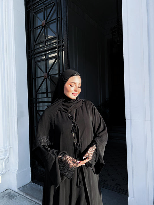 ( pre-order) Royal Lace Abaya